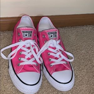 Worn once pink converse All-Stars
